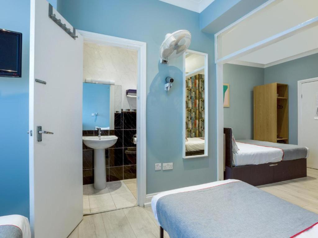 Orlando Hotel Лондон Номер фото