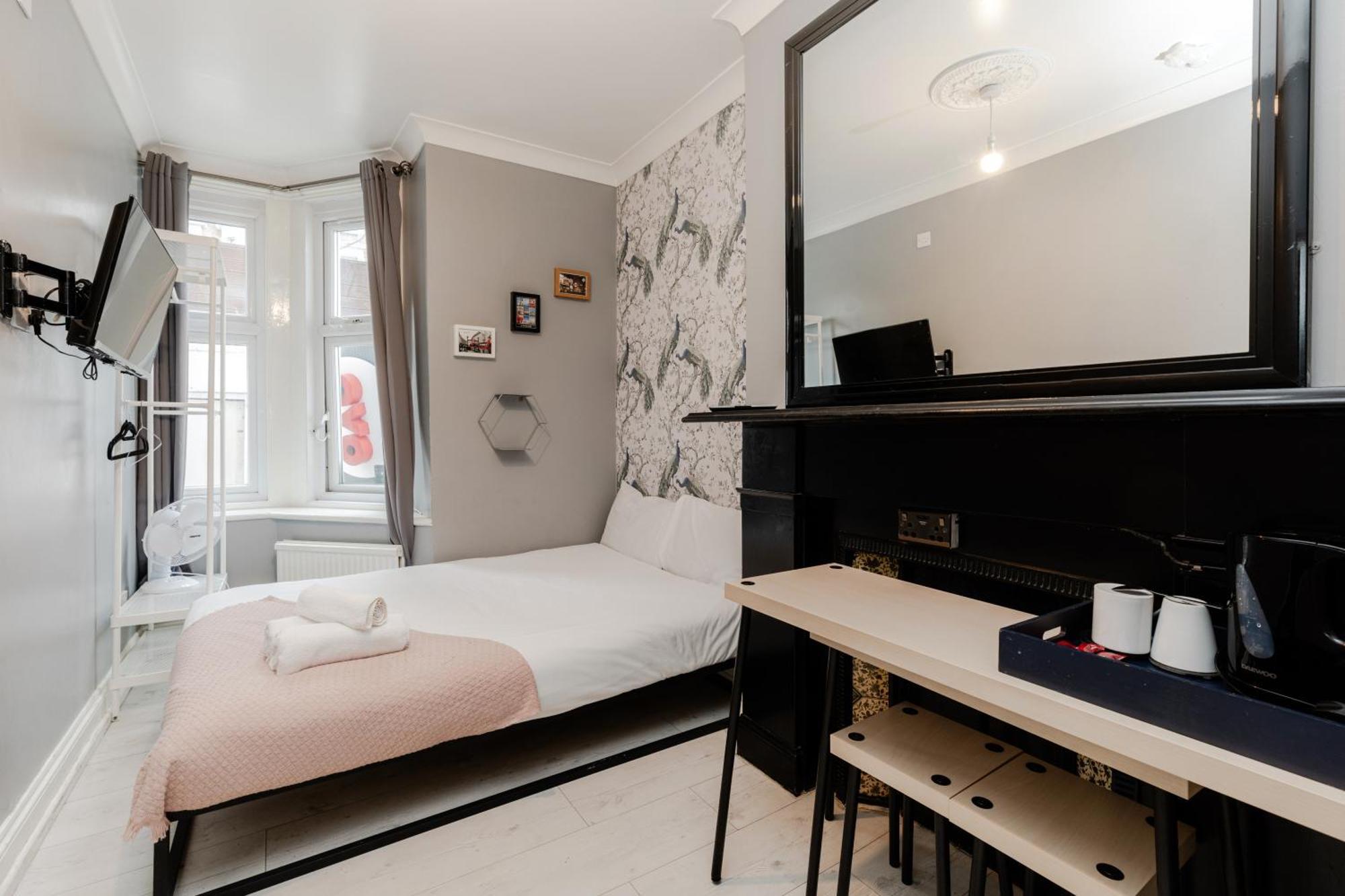 Orlando Hotel Лондон Экстерьер фото